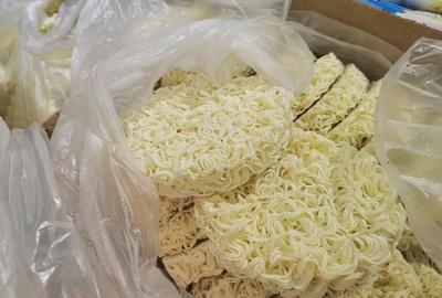 突查！后廚曝光！譚家刀削面、闊巷子等預包裝食品兼散裝食品門店引關注